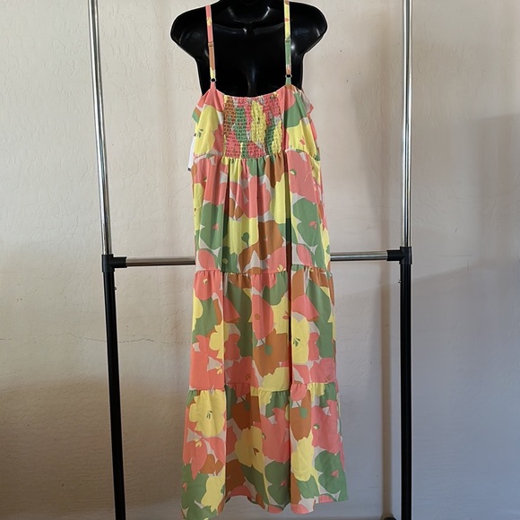 Social Standard by Sanctuary *NWT* Floral Smocked Back Maxi Dress - Picture 5 of 10
